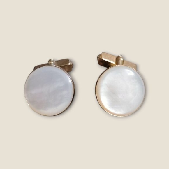 Swank Gold-Tone Cufflinks With Mother Of Pearl Round Accents - Picture 2 of 5